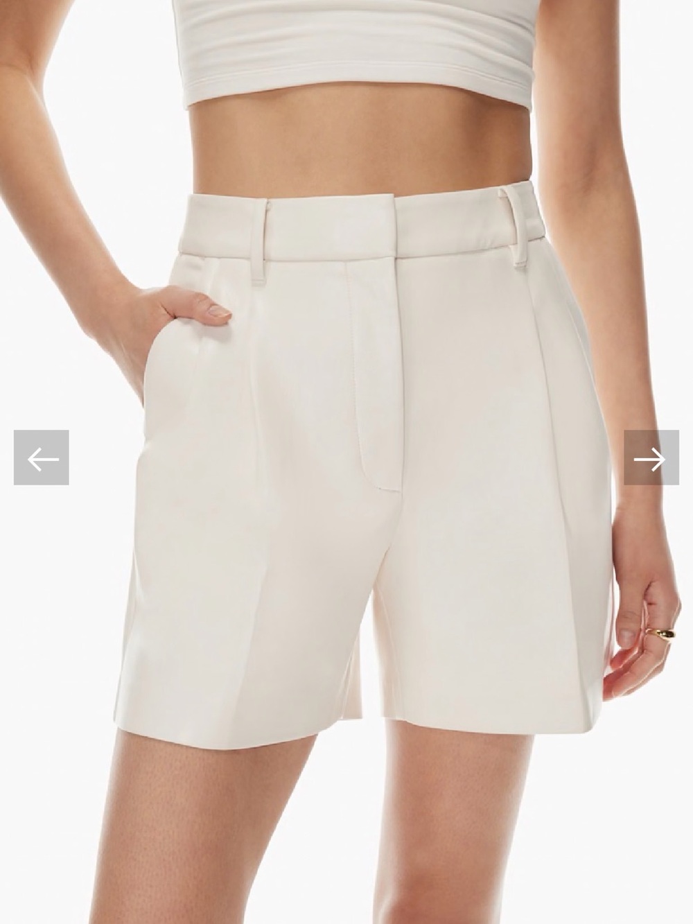 Aritzia Wilfred Effortless 5" Short sz 10 gently used